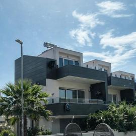 ZrceGuide - Luxury Apartments Novalja, hotel in Novalja