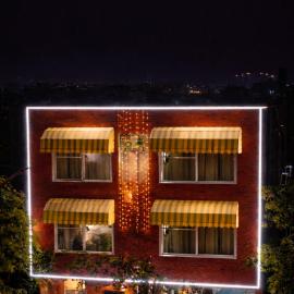 Saffron Inn - Near India Expo Mart