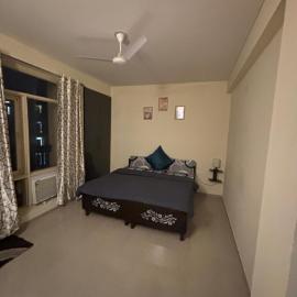 The Royal Retreat, hotel in Bahādurgarh