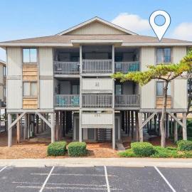 Castle By The Sea Beach Front Condo, hotel in Ocean Isle Beach