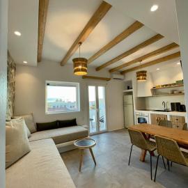 Konstantza's Deluxe Suite