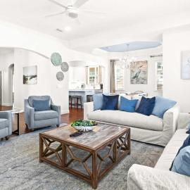 Spacious New-Build with Home Office 2 Decks Shared Pool Park Dock & Free WiFi, hotel di Inlet Beach