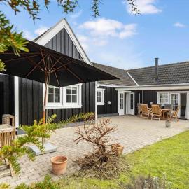 1672-Vejby-Lundeskraenten-10, hotel a Vejby