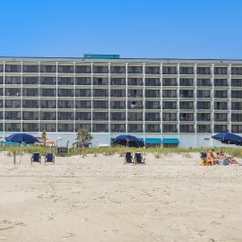 Crystal Coast Oceanfront Hotel, отель в городе Атлантик-Бич