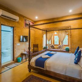 Royal Lakhina Heritage Hotel