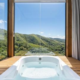 Cabana com vista fantástica e jacuzzi VST029, hotel en Anitápolis