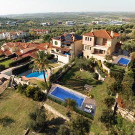 The Grand Panorama Villa, Hotel in Nea Moudania