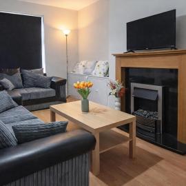 2 Bed Home - Parking Wifi Smart Tv, hotel a Nottingham