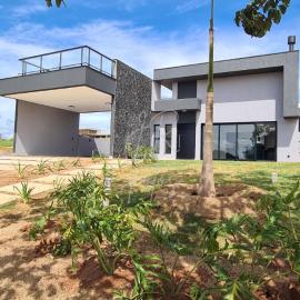 Casa Riviera de Santa Cristina 13 - Paranapanema - SP, hotel in Paranapanema