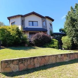 Casas Altas VGB, hotel in Villa General Belgrano