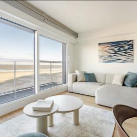 Seafront apartment Duinbergen