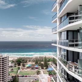 Luxury 2BR Broadbeach Stay - Pet Friendly, hotel in Gold Coast
