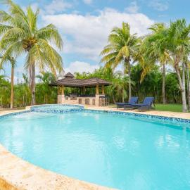 Villa en Juan Dolio Piscina privada y Gazebo