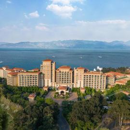 Hilton Yuxi Fuxian Lake, hotel v destinaci Chengjiang