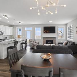 Spacious 3BR Home Near Airport & Shopping