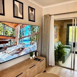 Centurion La Creme Apartments