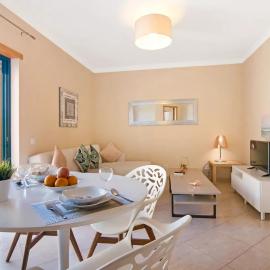 Almancil Park Apartment