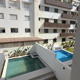 Nouvelle Soukra - Luxury Pool View Suite, hotelli La Soukrassa