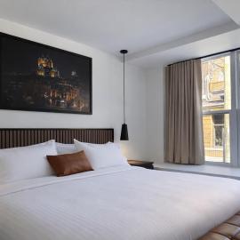 Room with 1 King-Size Bed Downtown Quebec City, מלון בקוויבק סיטי