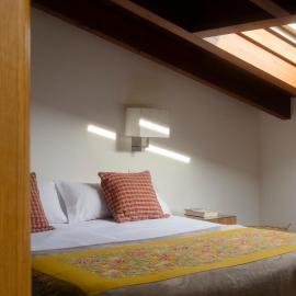 Casa albañil, aptos en la Ribagorza, arte, ciclismo, naturaleza y enoturismo, entre Graus y Torreciudad, hotel a La Puebla de Castro