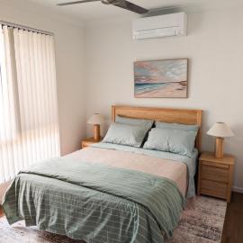 Modern Private Guest Suite Sleeps 4 Free Parking Quiet Area