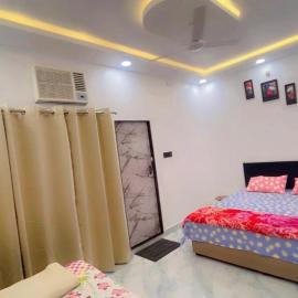 SOALTEE Near Lucknow Airport, готель у місті Лакхнау