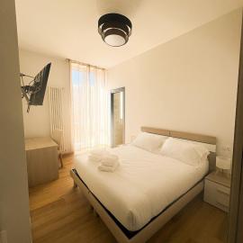 Le Tre Lune Rooms โรงแรมในมาเตรา