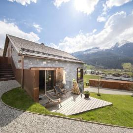 Smaragdresort Chalet Bergblick, hotel in Bramberg am Wildkogel