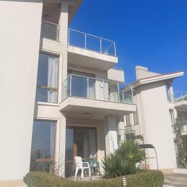 Sun Village House 14, hotel in Byala