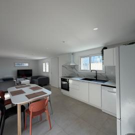 Petit maison agréable, hotelli kohteessa Montfavet