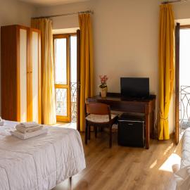 Viesnīca b&b casa pistacchio pilsētā Lovere