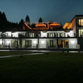 Zveniv Resort、オリアウチックのホテル