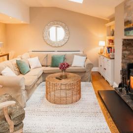 Spacious home Log Burner parking Good location โรงแรมในเชสเตอร์