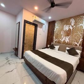 hotel kargil inn, hotelli kohteessa Satna