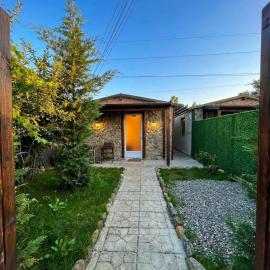 Family Tiny Houses & Cozy Rooms