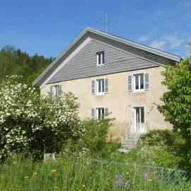 Gîte Les Chamois 15 Personnes, hotel in Les Rousses