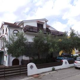 Apartments in Novigrad - Istrien 31220, Hotel in Karpinjan