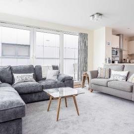 Steep Holm - On Poole Quay with Spacious Balcony