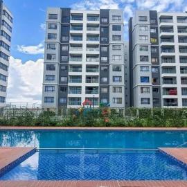Modern Studio 1 Bed and 1 Bathroom Near Airport & SGR Perfect Staycation, hotel a Syokimau