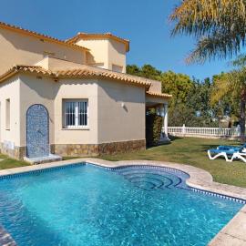 Greenview Villa by ON Travel, hotel in Oliva