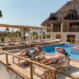 ZANZIBAR TROPICAL SUNSET - Adults Only Boutique Hotel by Sofia Collection, hotel u gradu Kiwengwa