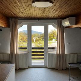 Apartments Lajk, hotel in Lesce