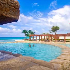 5 bd villa with rooftop in Sosua Ocean Village