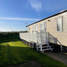 Harbour Escape - Church Farm, hotel in Pagham