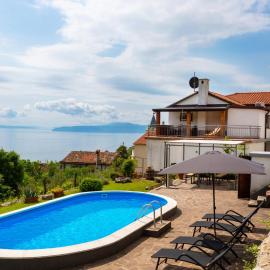 Beautiful Casa Dea with pool in Opatija
