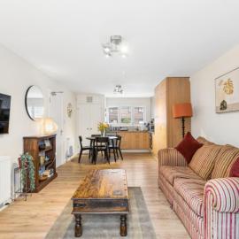 Canalside Hideaway in Berkhamsted - Pass the Keys, ξενοδοχείο σε Berkhamsted
