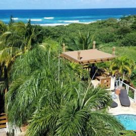 Jobos Beach House - Steps from the beach!