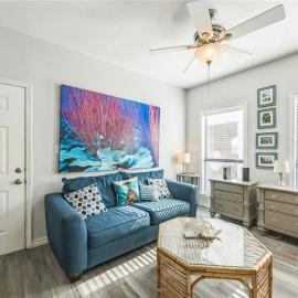 Cozy 1 bedroom condo thats 2 min away from beach, hotel i South Padre Island