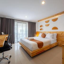 Cove Wong Village
