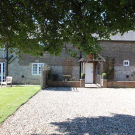 Woodstock Suites, hotel in Charlton